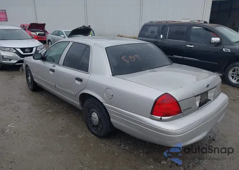 2006 Ford Crown Victoria Standard z USA, uszkodzony, nr VIN 2FAFP73V76X165582